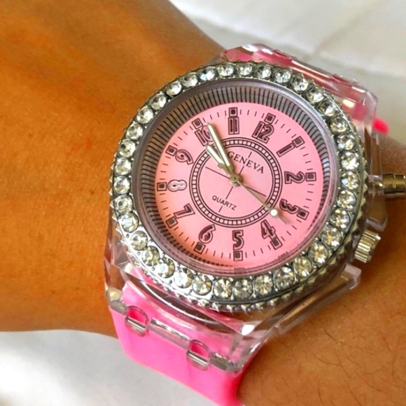 🪩Nwt Pink LED Light Up Watch With Swarvoski Crystals💎 - Picture 3 of 16
